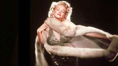 Marilyn Monroe Nude Photos & Naked Sex Videos